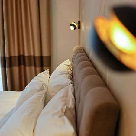 Royal - Waterfront Beograd