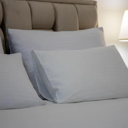 Royal - Waterfront Lägenhet *