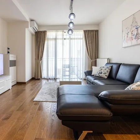 Royal - Waterfront *